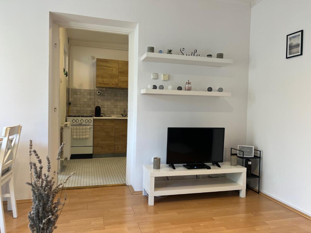 Belvarosi Apartman Eger Luaran gambar