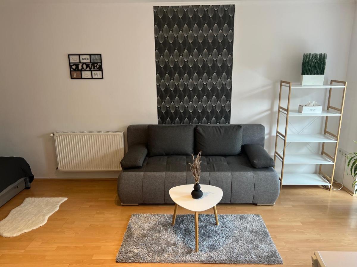 Belvarosi Apartman Eger Luaran gambar